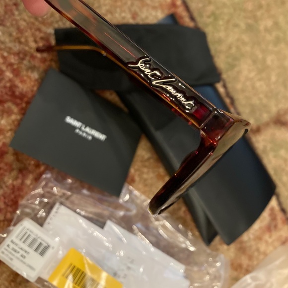 😎 Saint Laurent Designer Unisex Oval Sunglasses - Picture 8 of 12